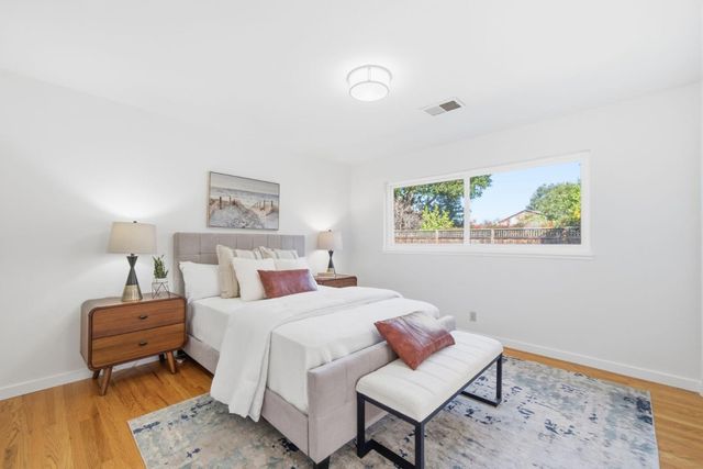 939 Sapphire Court, San Jose, CA 95136