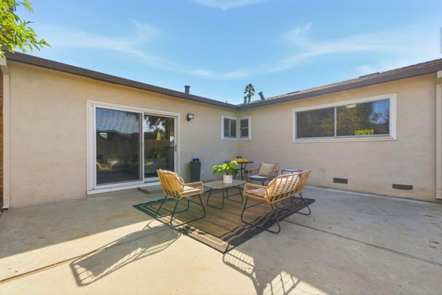 939 Sapphire Court, San Jose, CA 95136