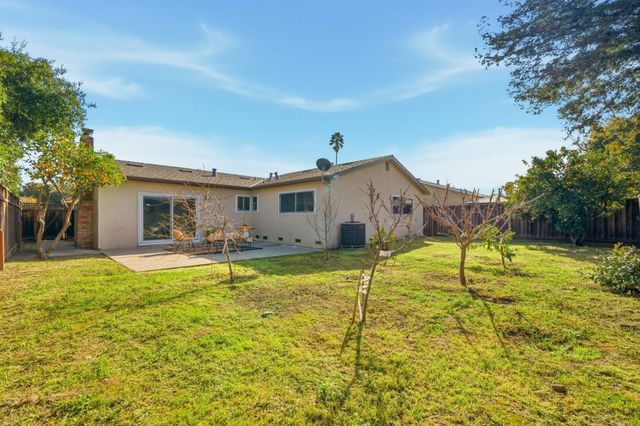 939 Sapphire Court, San Jose, CA 95136