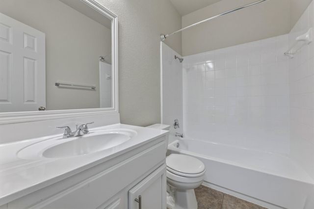 10608 Plains TRL B, Austin, TX 78758