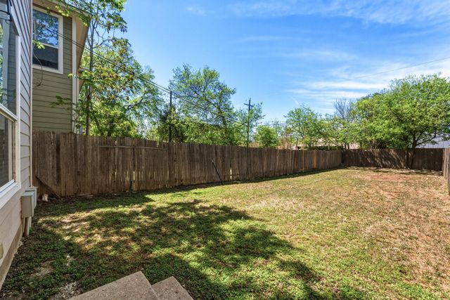 10608 Plains TRL B, Austin, TX 78758