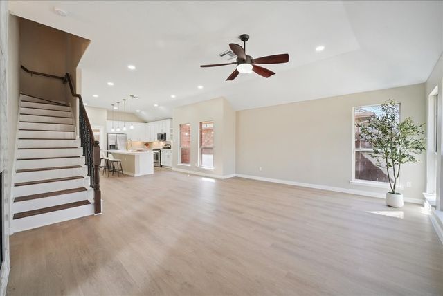 8120 Rancho De La Osa Trail, Mckinney, TX 75070