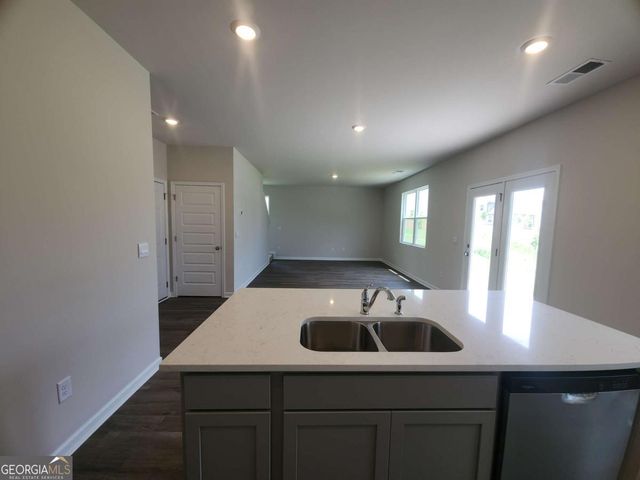 146 Aster Avenue, Locust Grove, GA 30248