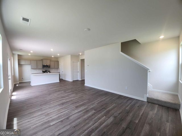 146 Aster Avenue, Locust Grove, GA 30248