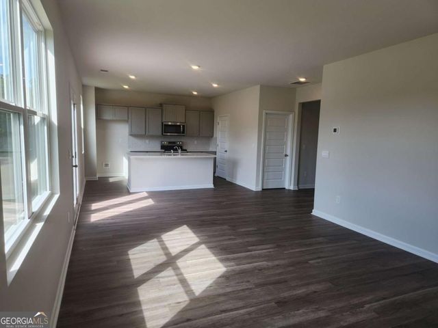 146 Aster Avenue, Locust Grove, GA 30248