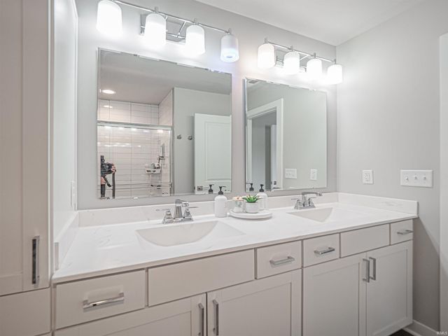 2732 Brewster Drive, Evansville, IN 47725