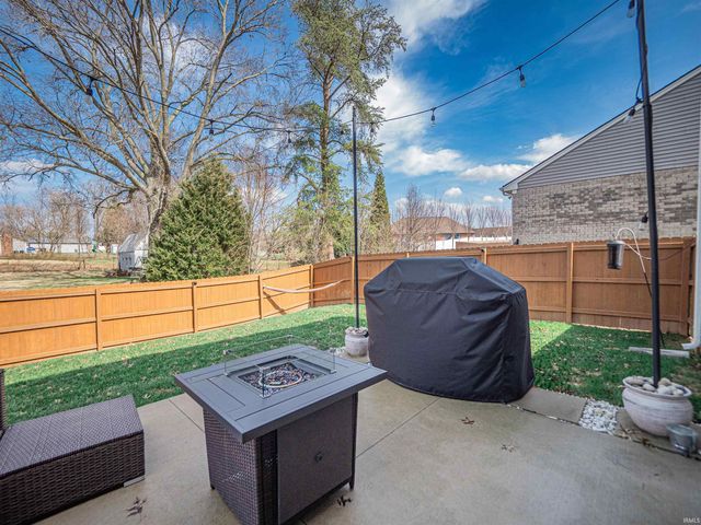 2732 Brewster Drive, Evansville, IN 47725