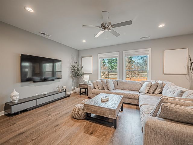 2732 Brewster Drive, Evansville, IN 47725