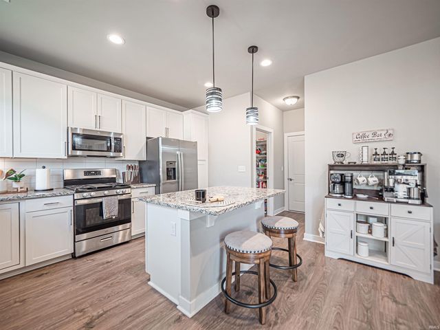 2732 Brewster Drive, Evansville, IN 47725