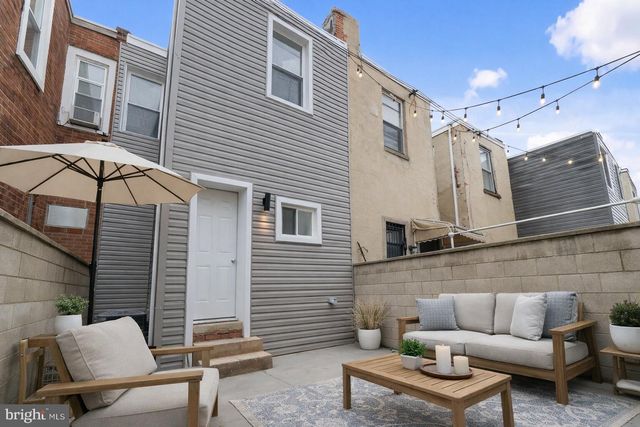 726 MOUNTAIN ST, Philadelphia, PA 19148