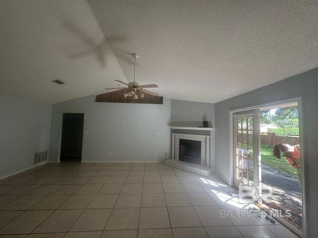 101 Monteith Circle, Foley, AL 36535