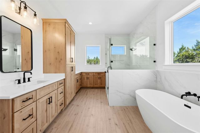 1001 Isabella CV, Liberty Hill, TX 78642