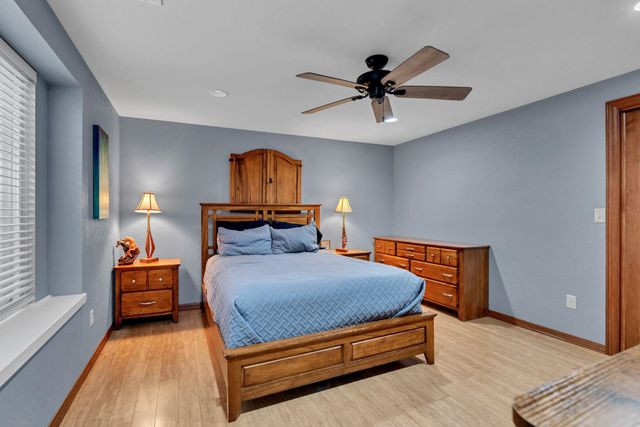 2723 E Fairchild Ct, Park City, KS 67219