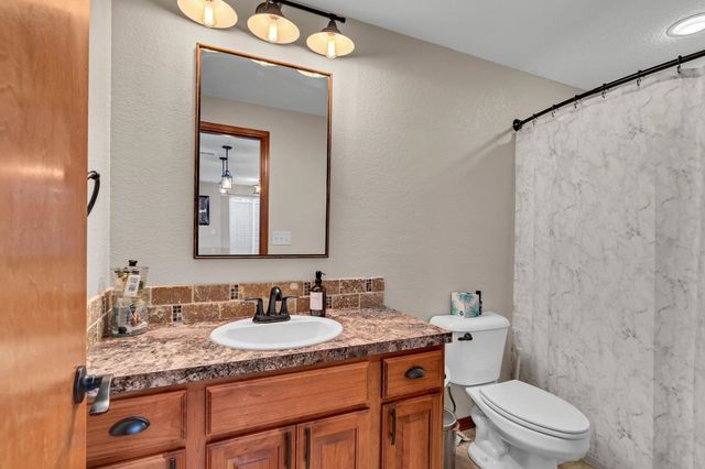 2723 E Fairchild Ct, Park City, KS 67219