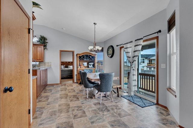 2723 E Fairchild Ct, Park City, KS 67219