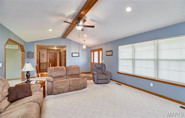 509 Bridgeway Drive, Troy, MO 63379