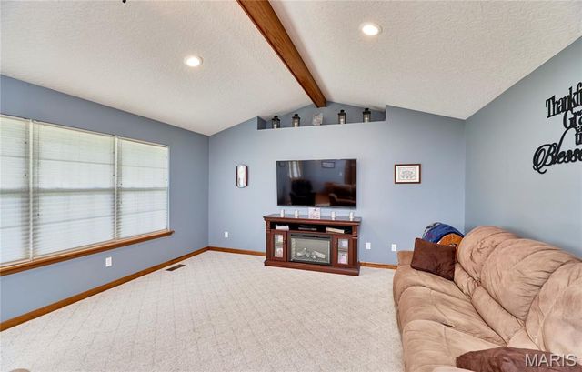 509 Bridgeway Drive, Troy, MO 63379