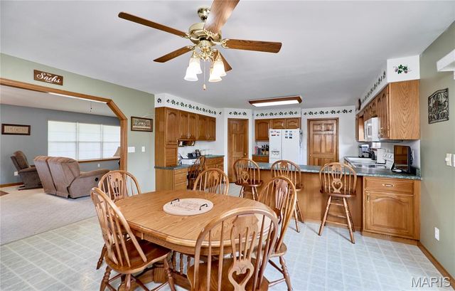 509 Bridgeway Drive, Troy, MO 63379
