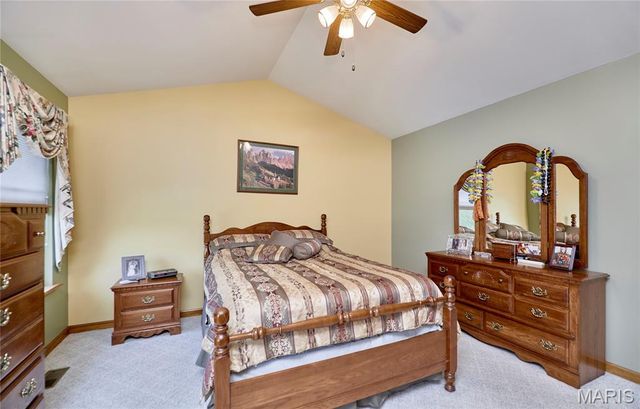 509 Bridgeway Drive, Troy, MO 63379