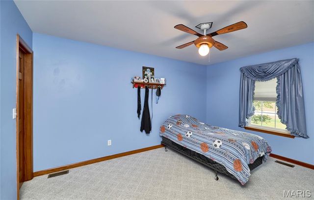 509 Bridgeway Drive, Troy, MO 63379