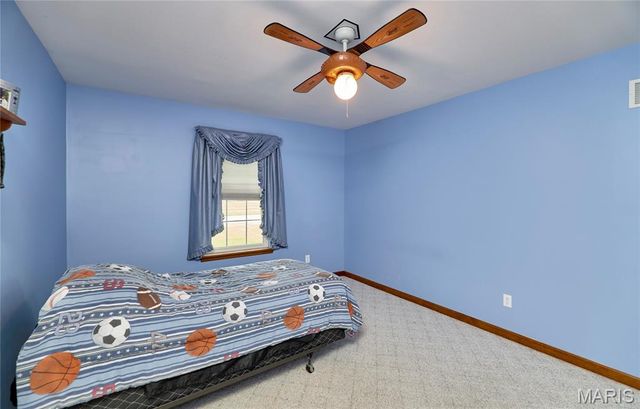 509 Bridgeway Drive, Troy, MO 63379