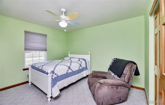 509 Bridgeway Drive, Troy, MO 63379
