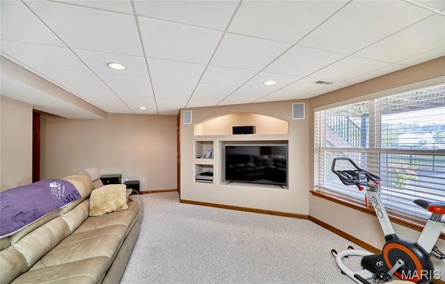 509 Bridgeway Drive, Troy, MO 63379