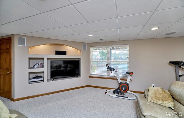 509 Bridgeway Drive, Troy, MO 63379