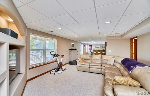 509 Bridgeway Drive, Troy, MO 63379