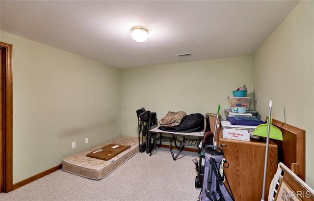 509 Bridgeway Drive, Troy, MO 63379