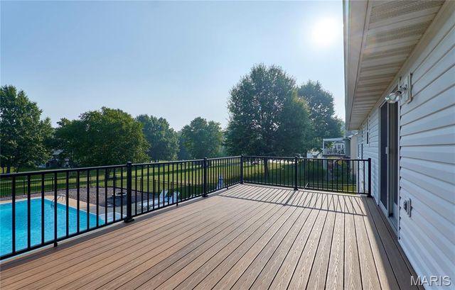 509 Bridgeway Drive, Troy, MO 63379