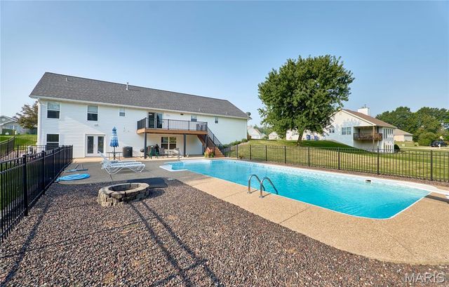 509 Bridgeway Drive, Troy, MO 63379