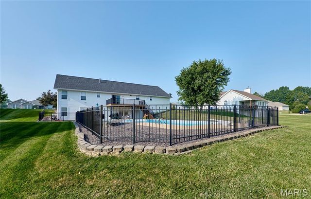 509 Bridgeway Drive, Troy, MO 63379