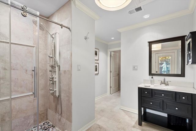 1432 Sylvan Avenue, Dallas, TX 75208