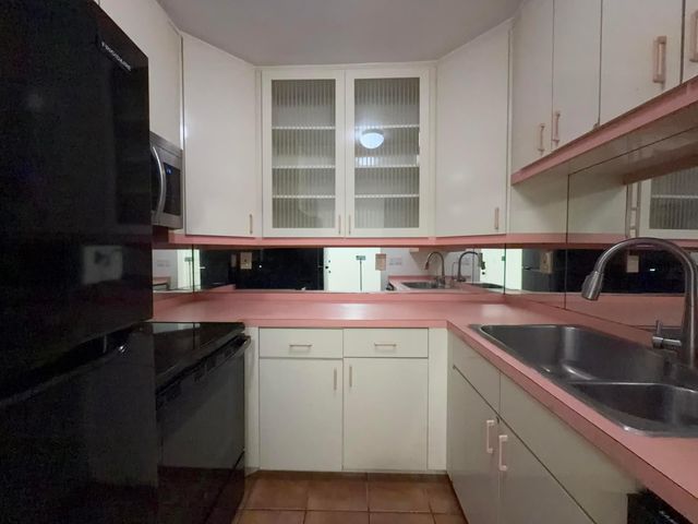 298 SW 6th Street 109, Boca Raton, FL 33432