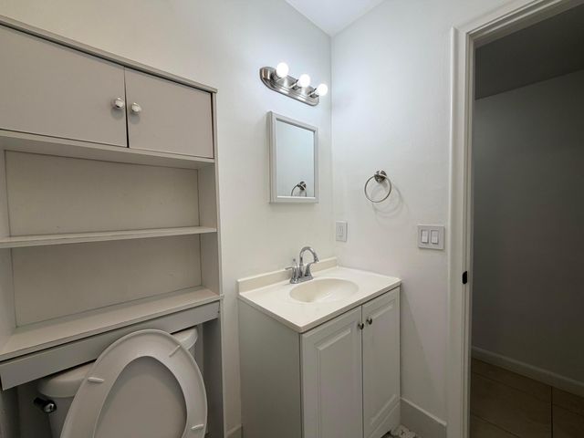 298 SW 6th Street 109, Boca Raton, FL 33432