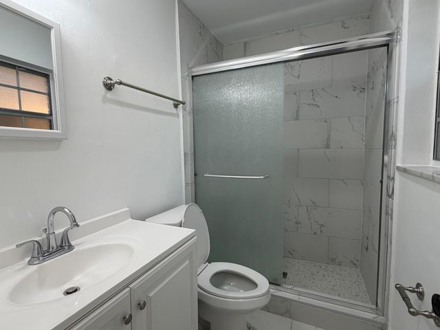 298 SW 6th Street 109, Boca Raton, FL 33432