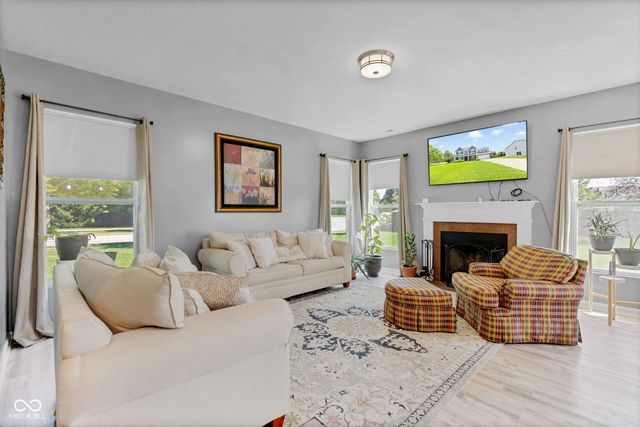 10408 Hammersley Way, Fishers, IN 46040