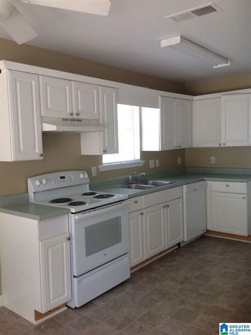 200 WILLOW POINT CIRCLE, Alabaster, AL 35007