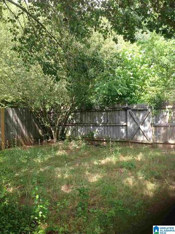 200 WILLOW POINT CIRCLE, Alabaster, AL 35007