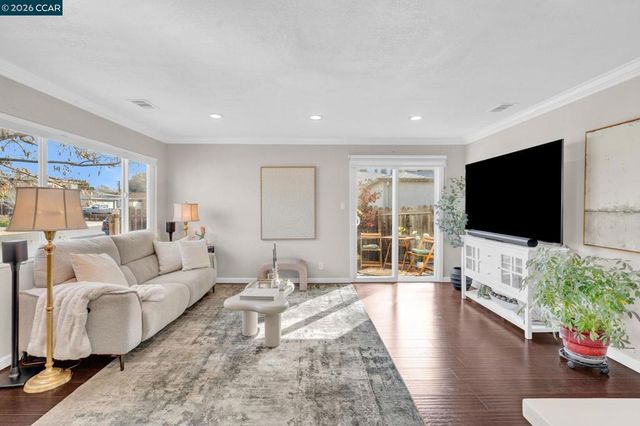 5092 5092 Black Oak Rd, Concord, CA 94521