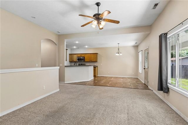 21809 Lombardo Lane, Peculiar, MO 64078