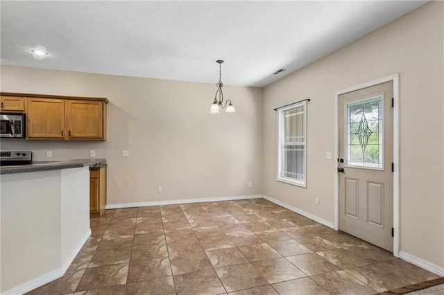 21809 Lombardo Lane, Peculiar, MO 64078