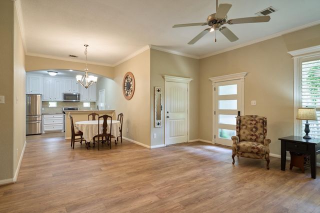 11359 Burning Tree Drive, Montgomery, TX 77356