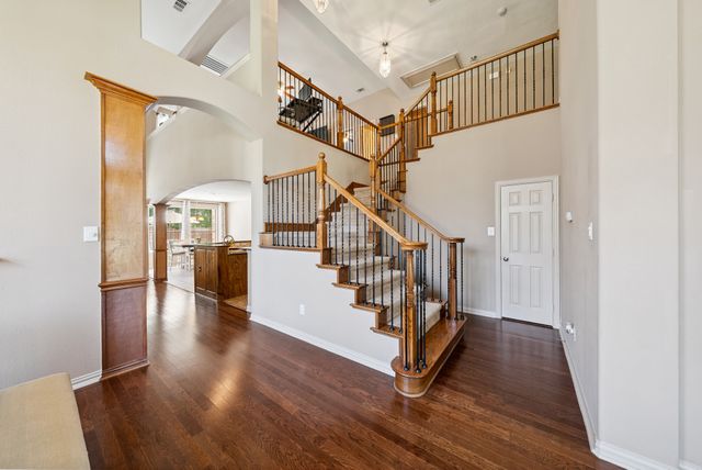 2018 Spring Creek Drive, Midlothian, TX 76065