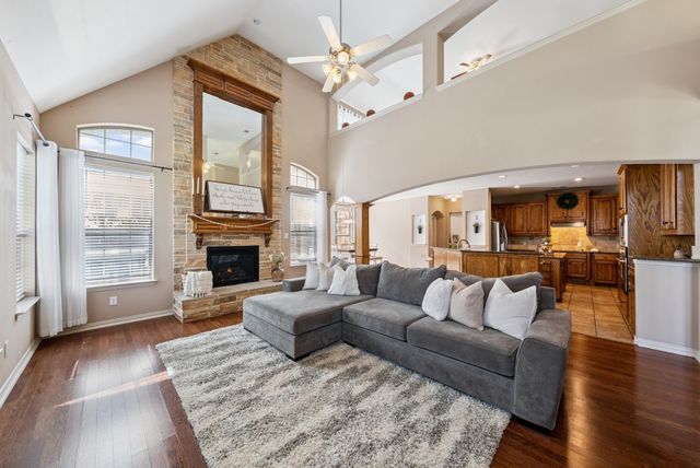 2018 Spring Creek Drive, Midlothian, TX 76065