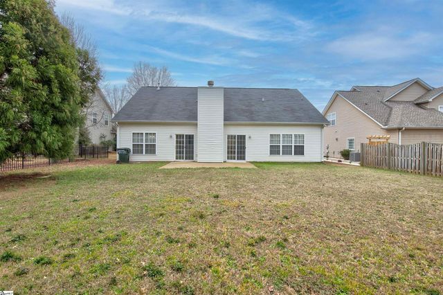 467 N Sweetwater Hills Drive, Moore, SC 29369