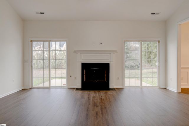 467 N Sweetwater Hills Drive, Moore, SC 29369