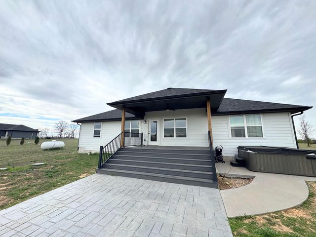 1354 Napper Road, Billings, MO 65610