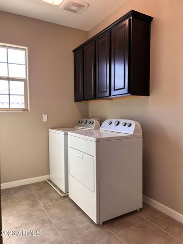 1965 W GRAND CANYON Drive, Chandler, AZ 85248